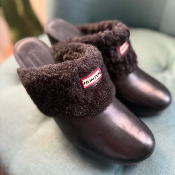 Hunter Black Fur Mules - Picture 3 of 10